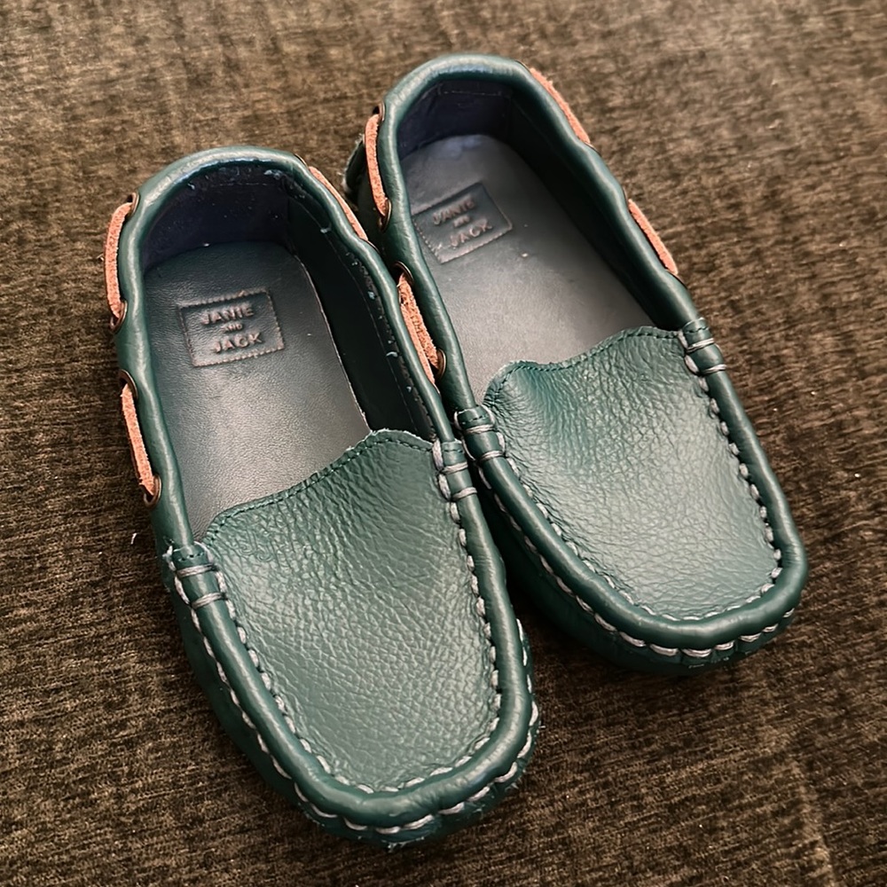 Janie and Jack green leather loafers